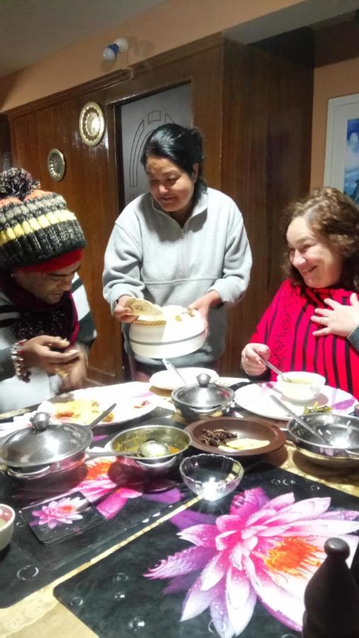 Lotus Homestay Darjeeling  Ngoại thất bức ảnh