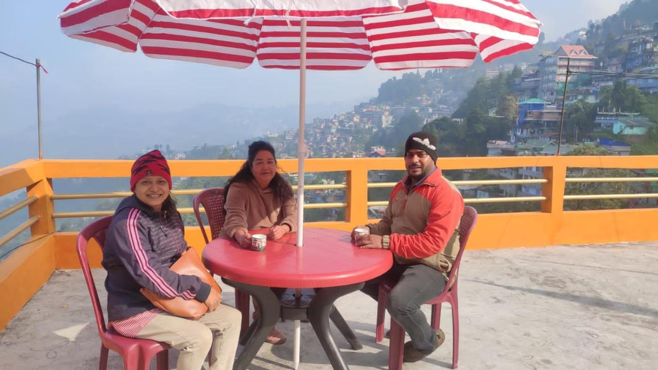 Lotus Homestay Darjeeling  Ngoại thất bức ảnh