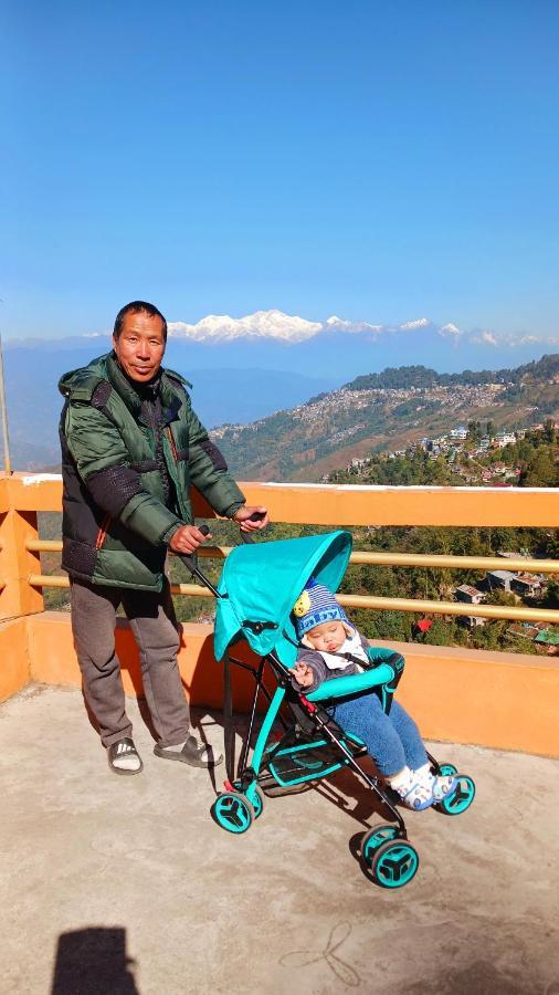 Lotus Homestay Darjeeling  Ngoại thất bức ảnh