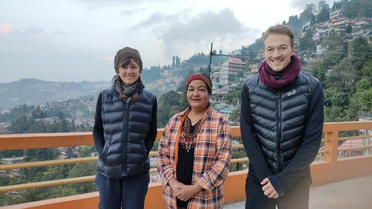 Lotus Homestay Darjeeling  Ngoại thất bức ảnh